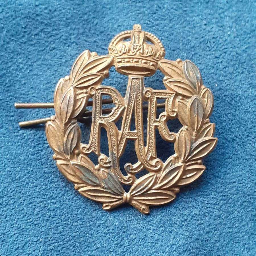 WW2 RAF Cap Badge