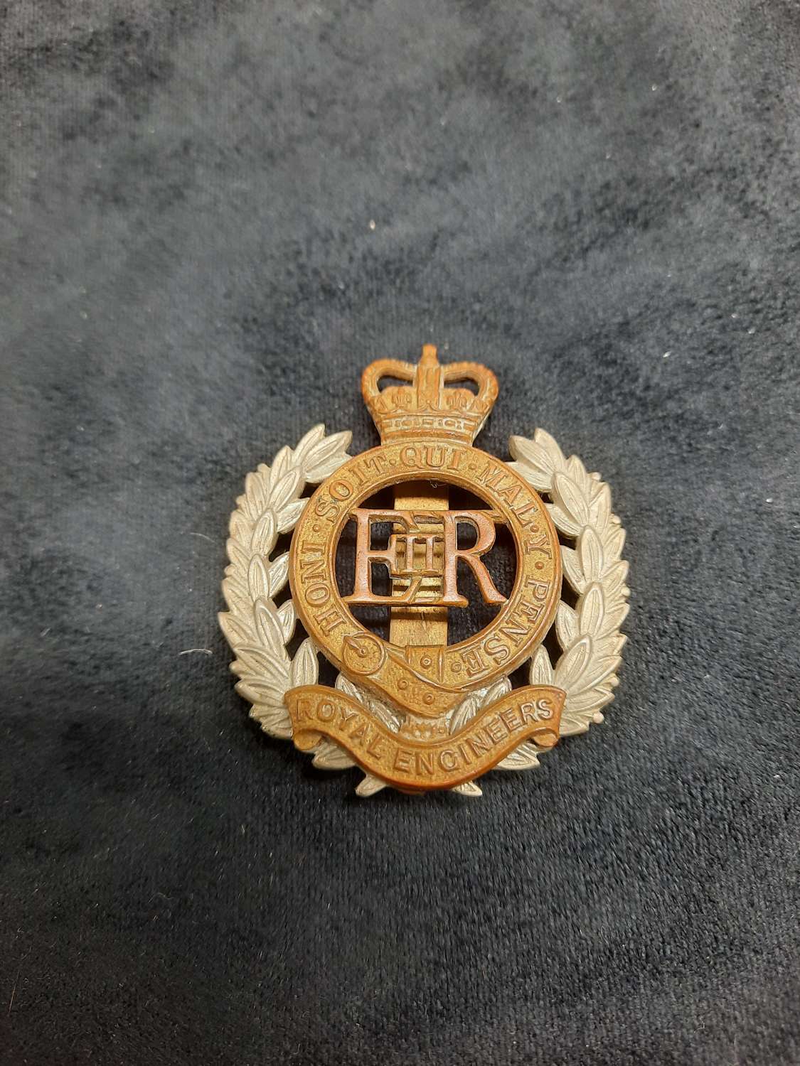 Royal Engineers Cap Badge