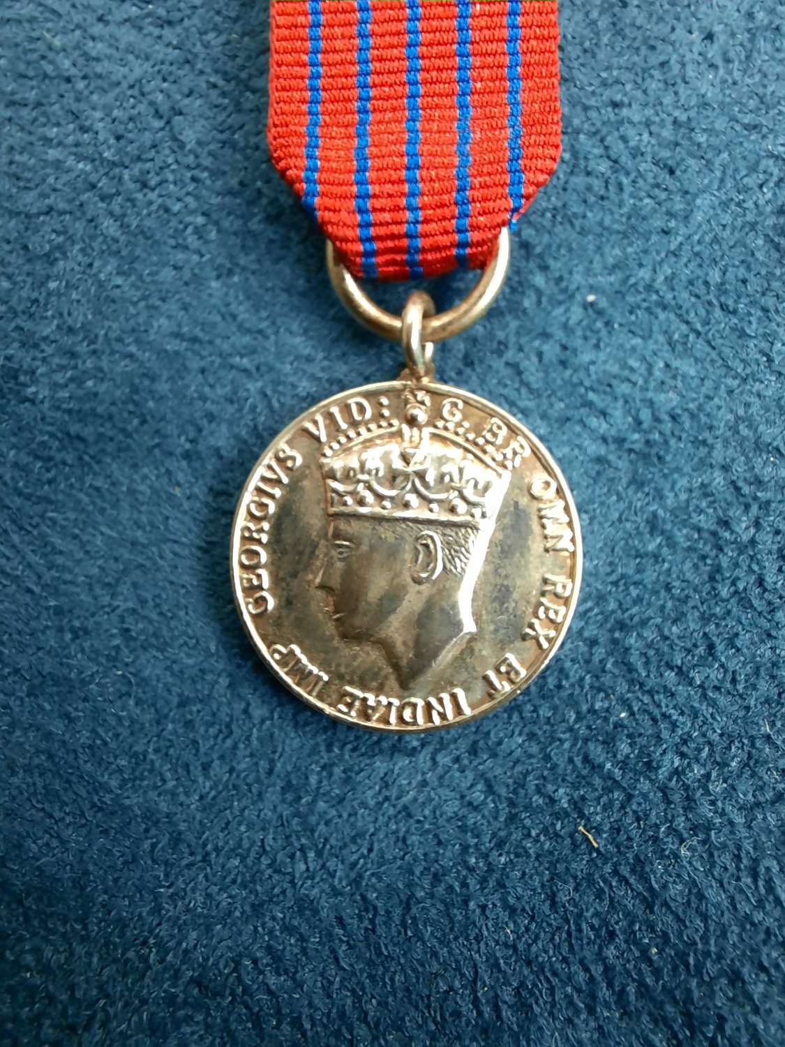 Miniature George Medal GVIR