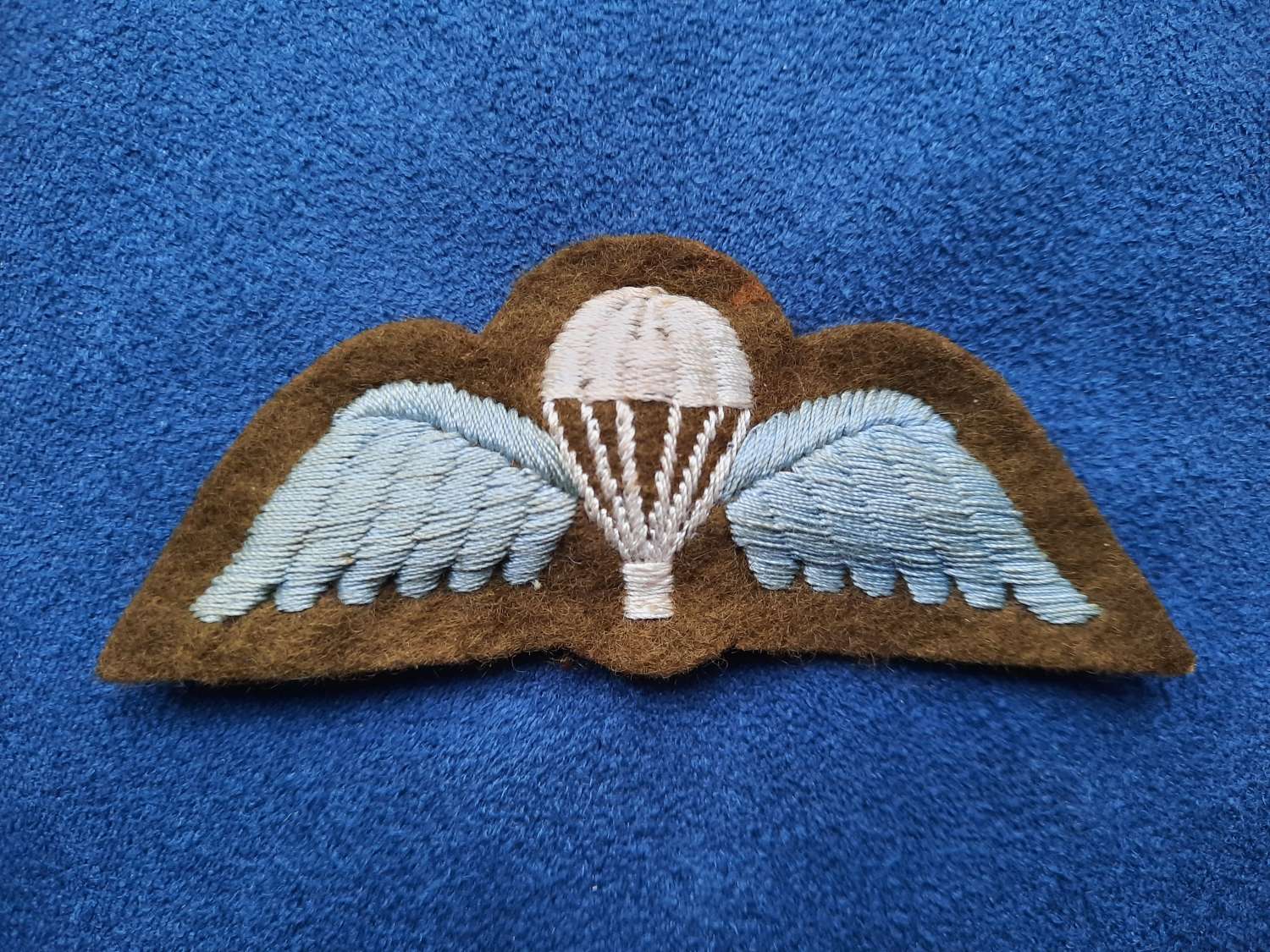 WW2 British Parachute Padded Wing