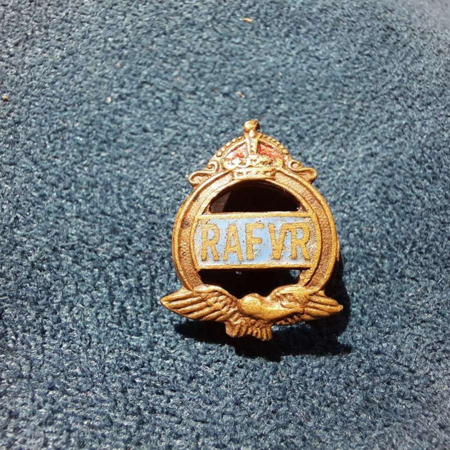 RAFVR Lapel Badge