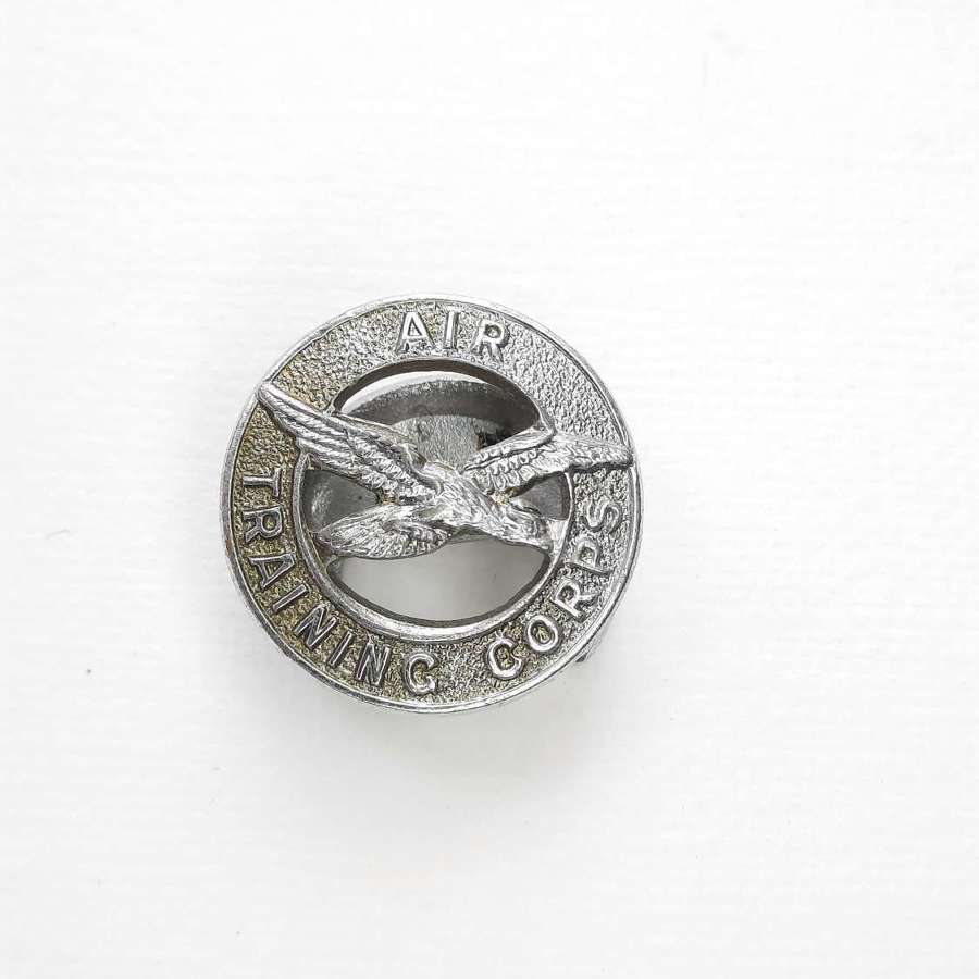 WW2 ATC lapel Badge