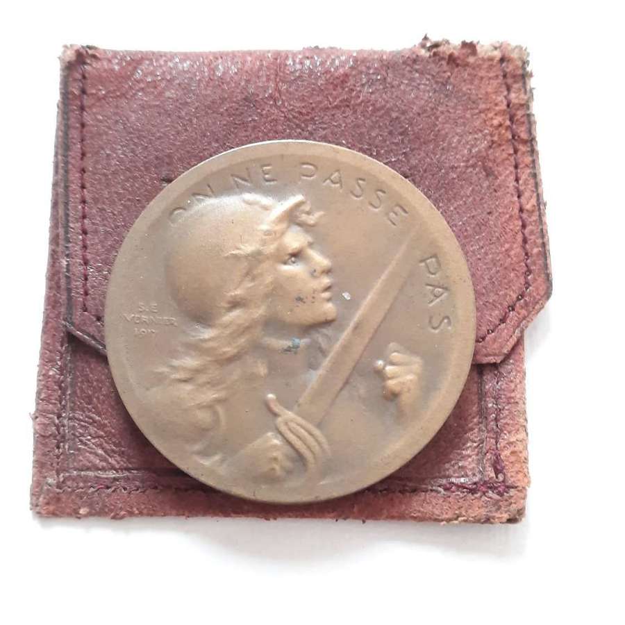 WW1 Verdun Medal and Leather Pouch