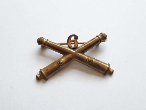 US 6th Artillery Officer's Collar Badge